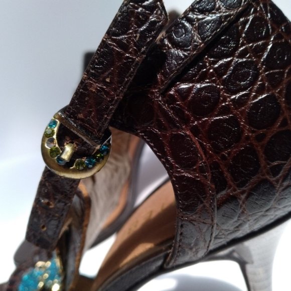 NWOT | ANTEBI | Leather and jewelry Sandal - Picture 4 of 5